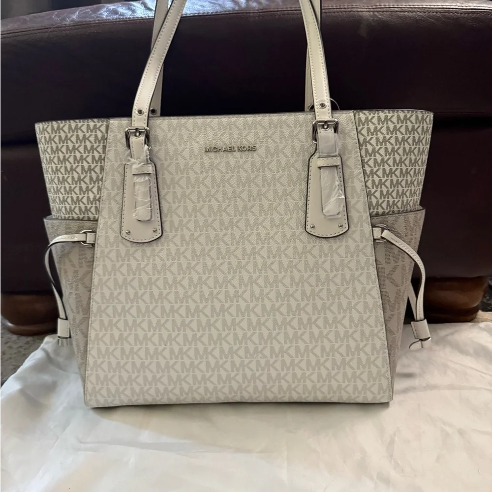 Michael Kors Gray and Cream Tote Bag with Gold Accents